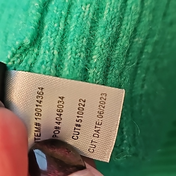 NWOT Torrid size 0 Vegan Cashmere Long Cardigan Green - Picture 9 of 9